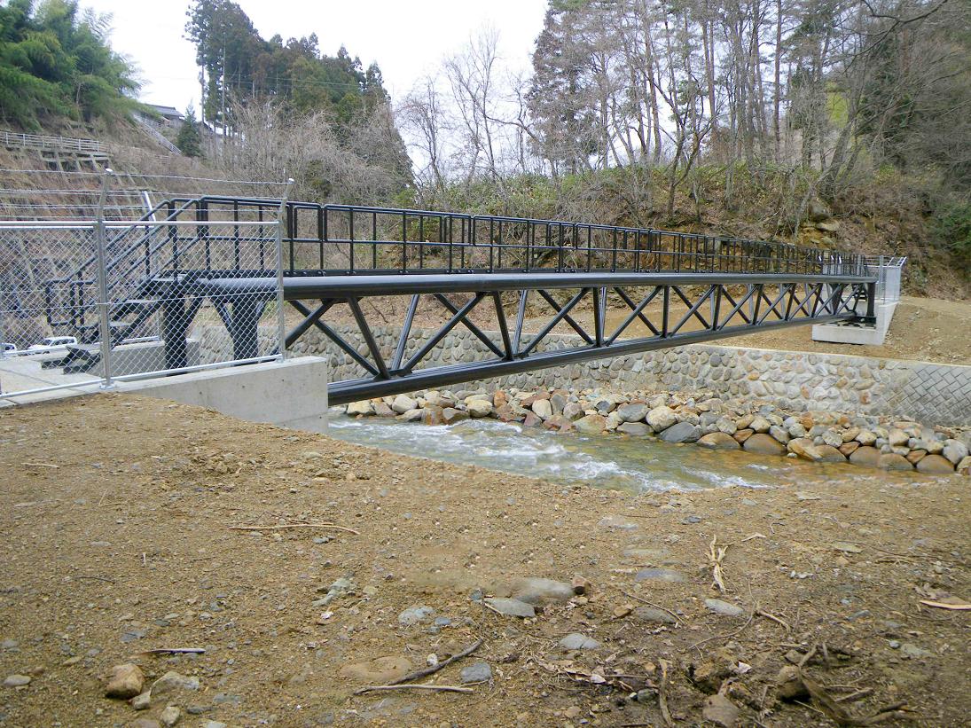 長野県高山村　水管橋