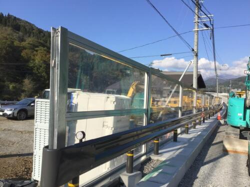 2025年 小谷村雨中バイパス アクリル遮音壁 H2m＊L51m